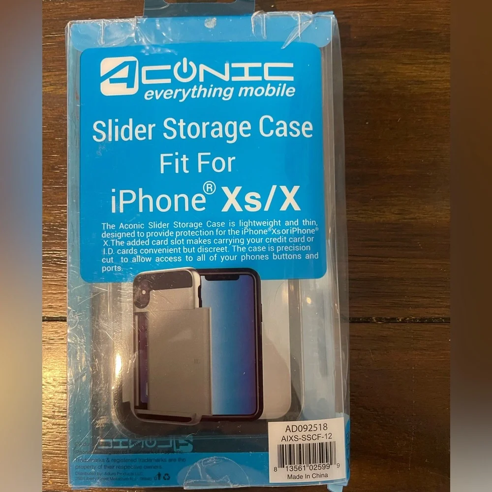 iPhone XS/x case Slider Storage Case NWT